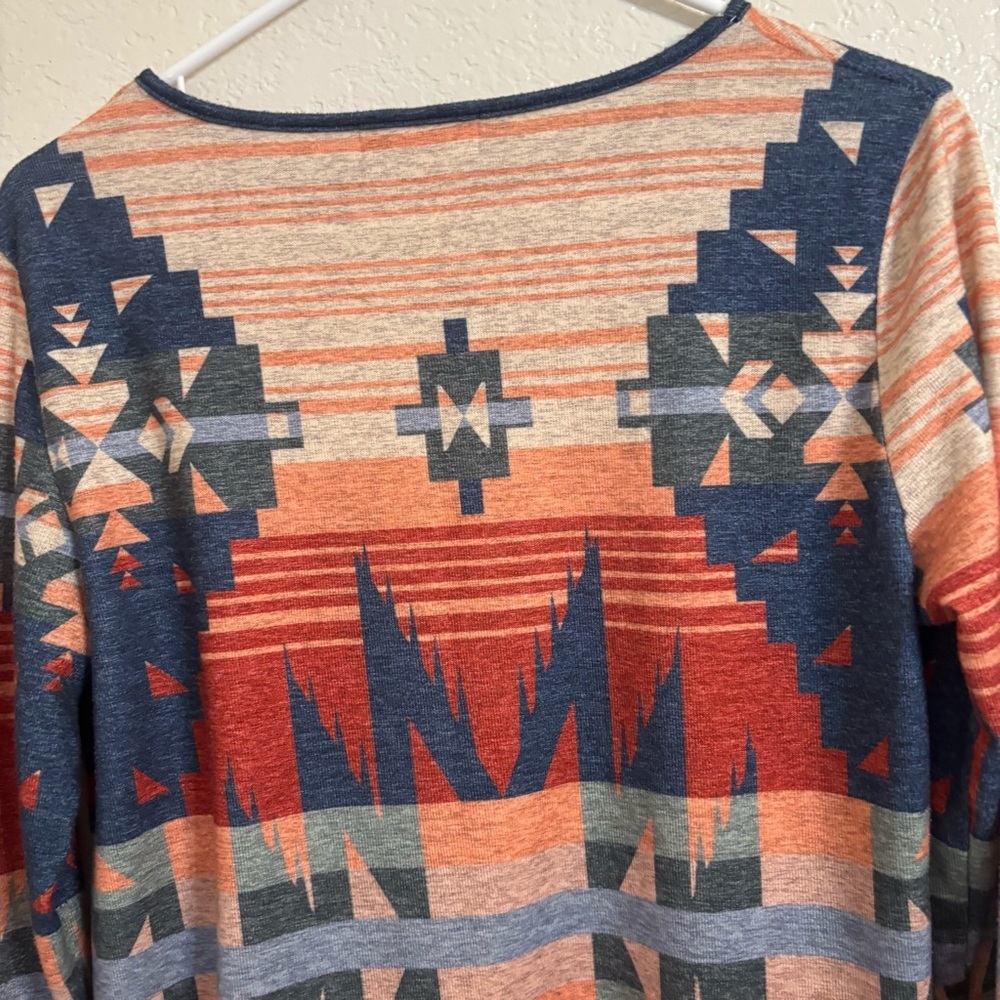 C+D+M western blouse Long-Sleeve Aztec Print Top southwestern boho tribal - Picture 8 of 9
